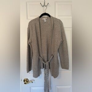 Design History Textured Knit Cardigan in Gray
